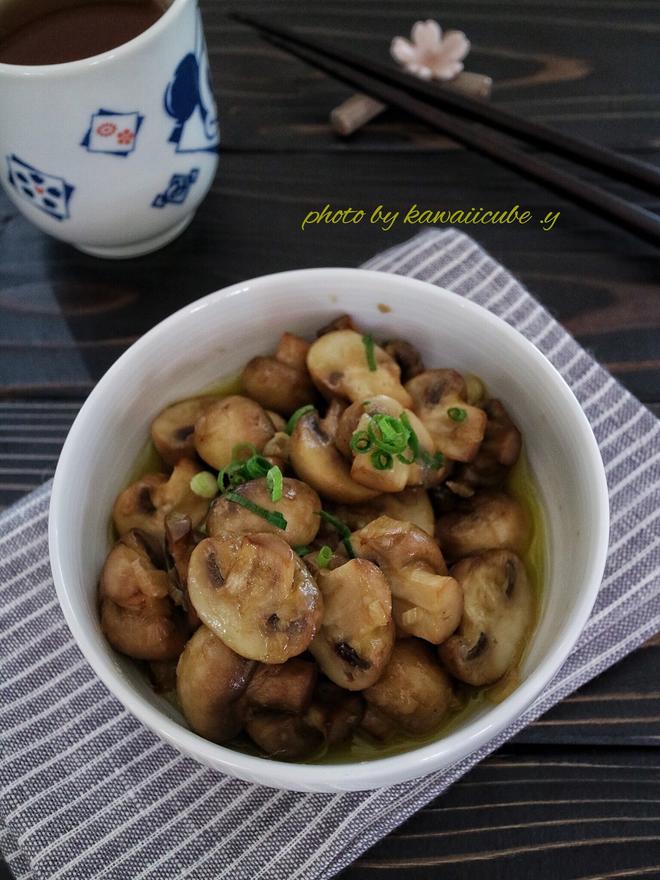 橄榄油浸蘑菇