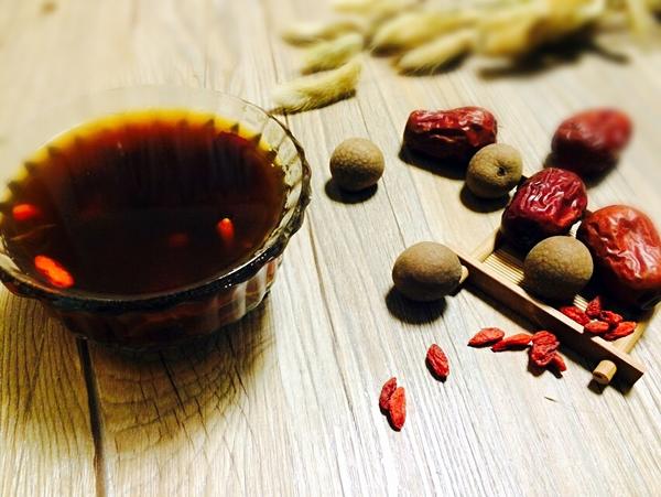 红糖姜枣茶