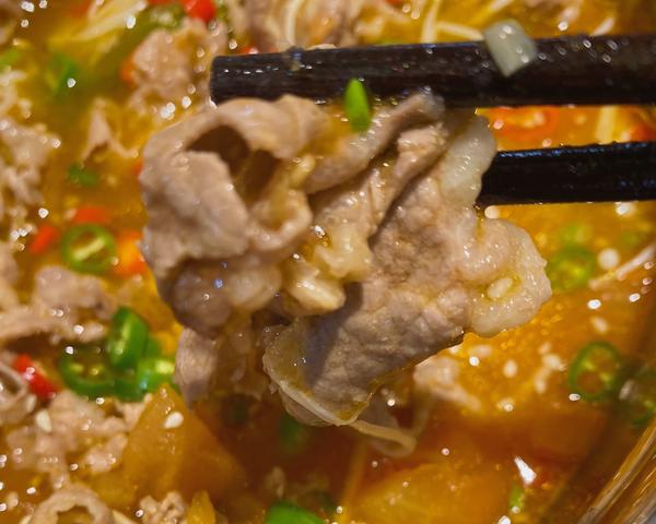 酸汤肥牛