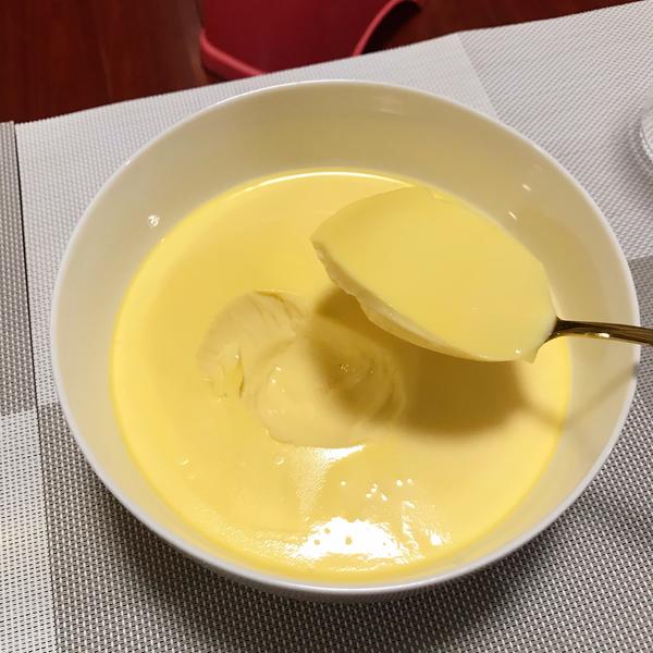 鸡蛋牛奶布丁