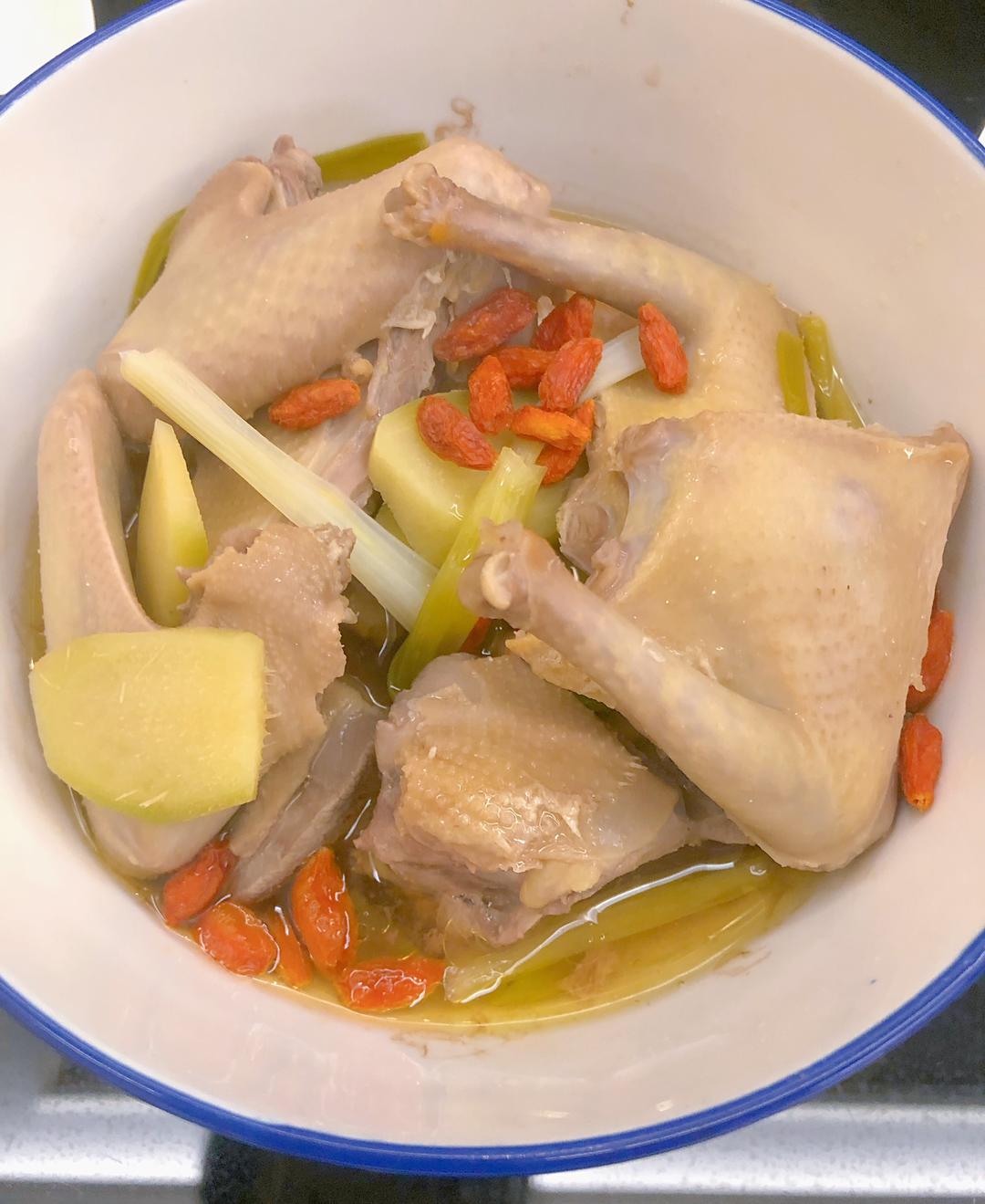 黄山炖鸽
