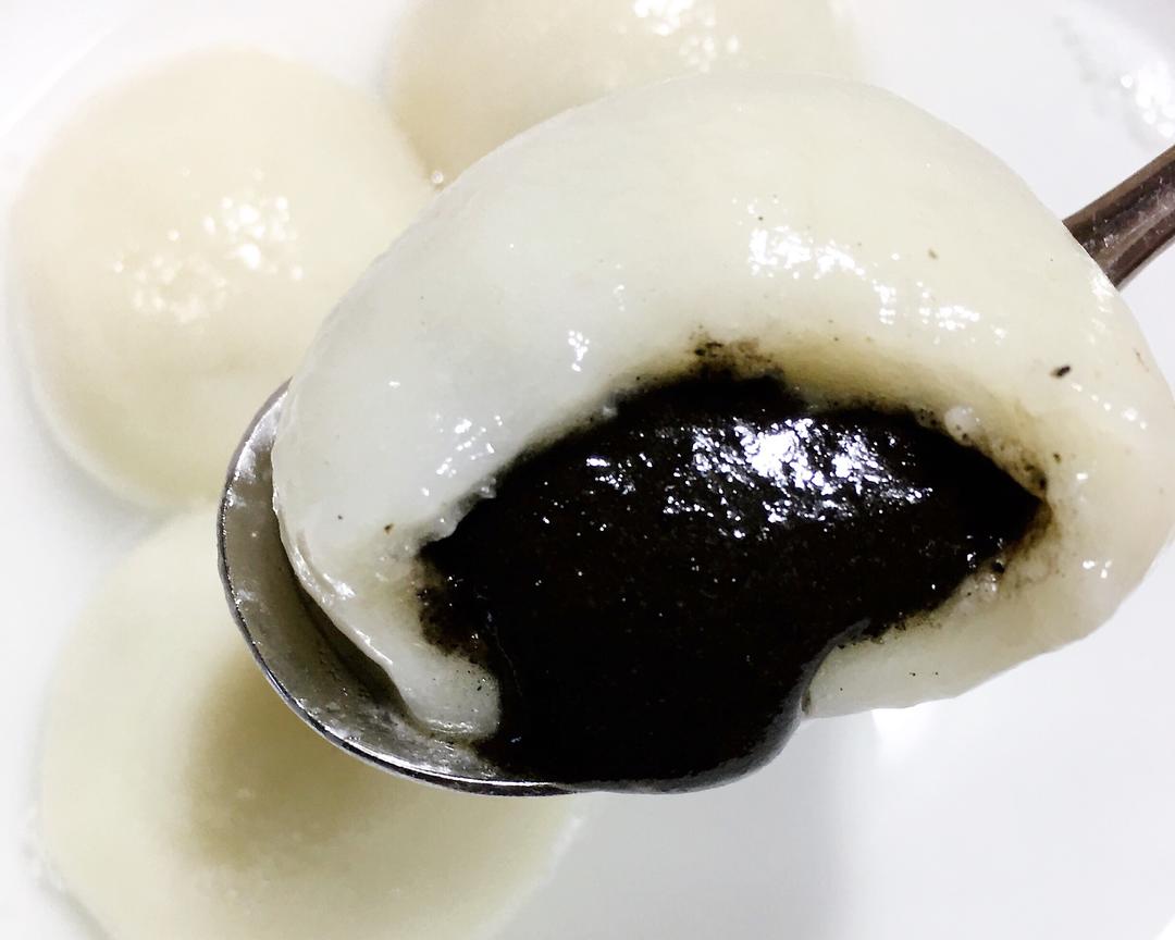 黑芝麻汤圆