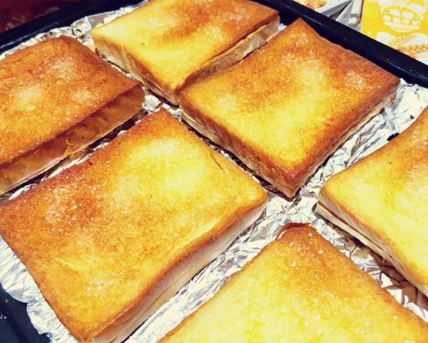 烤面包片肝脏
