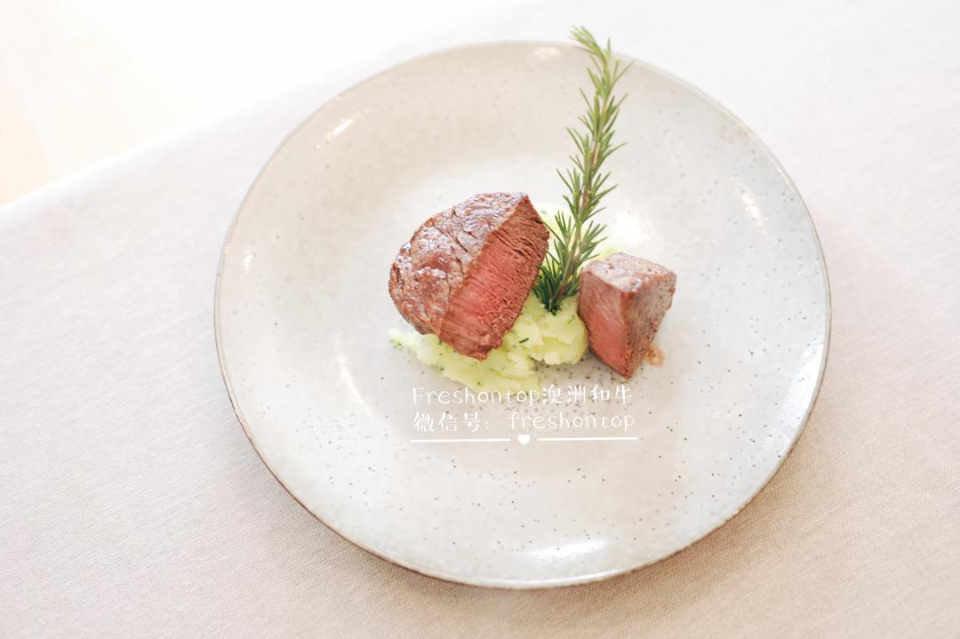 牛肉土豆菲力牛排