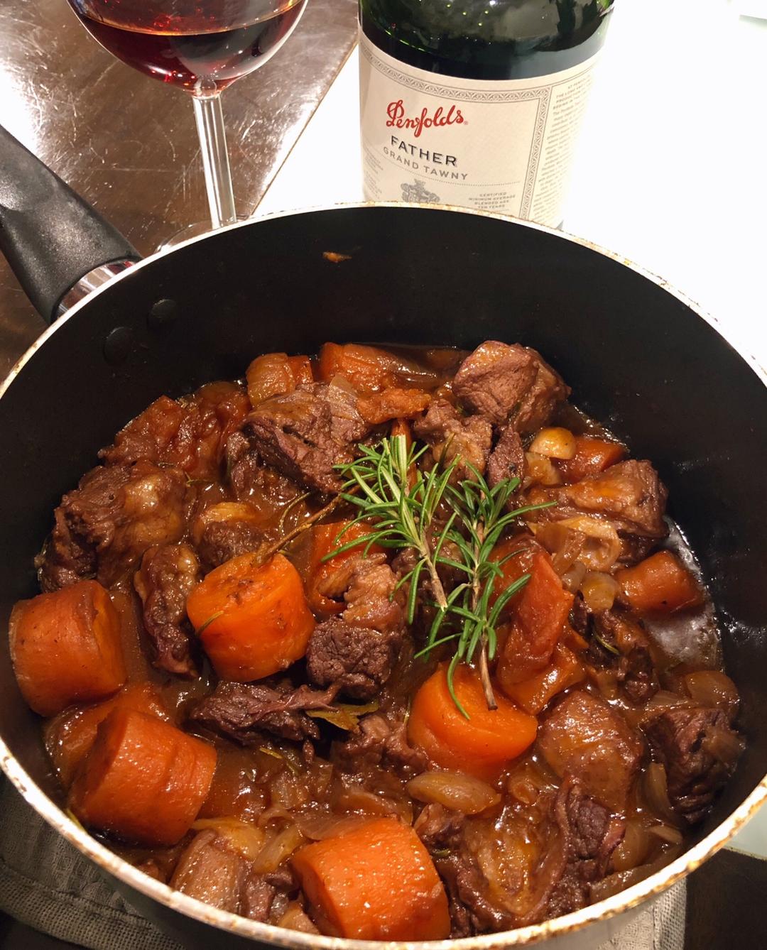 英式红酒炖牛肉