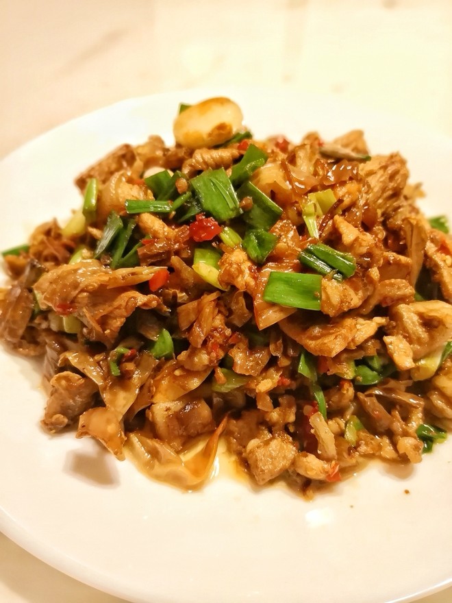 白辣椒炒肉