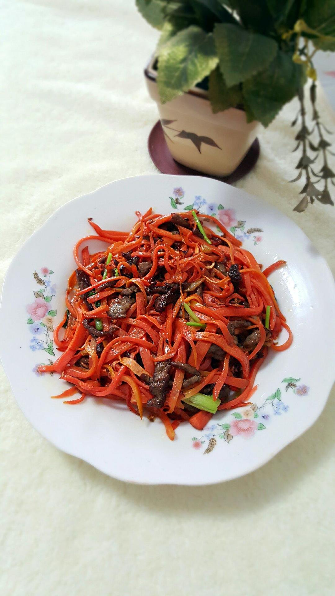 肉丝炒胡萝卜