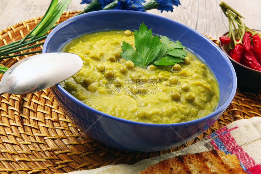 豌豆汤（Split Pea Soup）