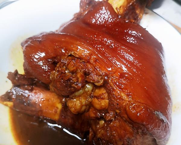 红烧肘子