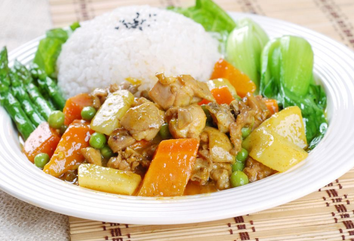 鸡肉米饭