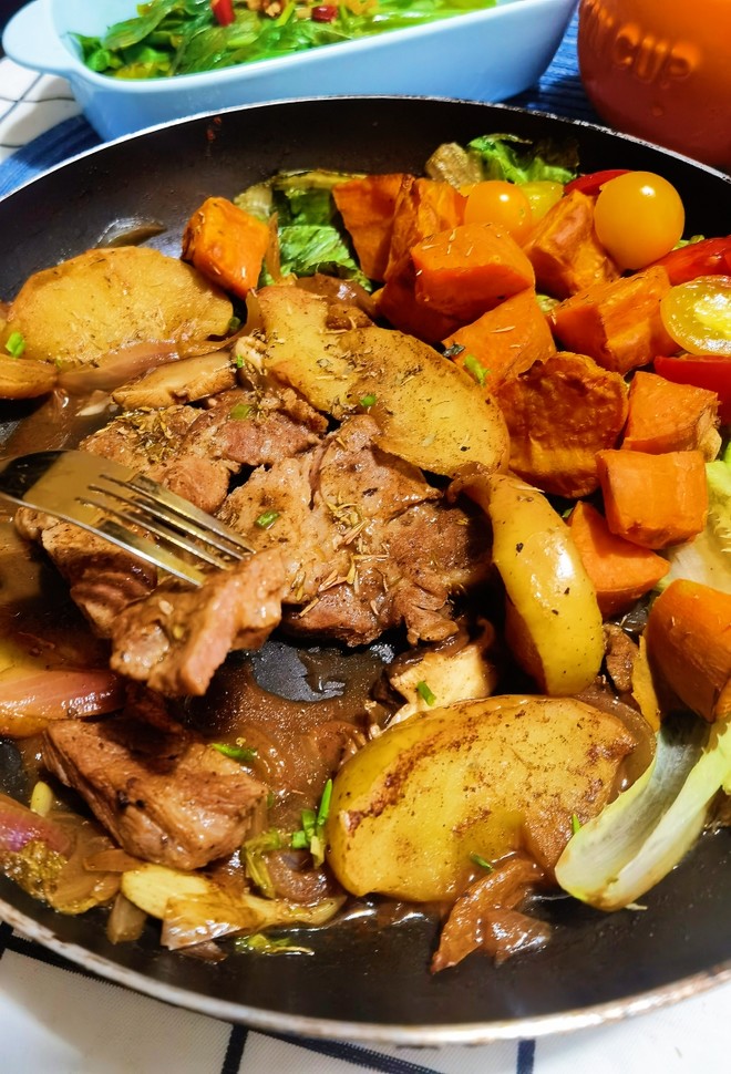 苹果酒炖猪肉（Coddled pork with cider）