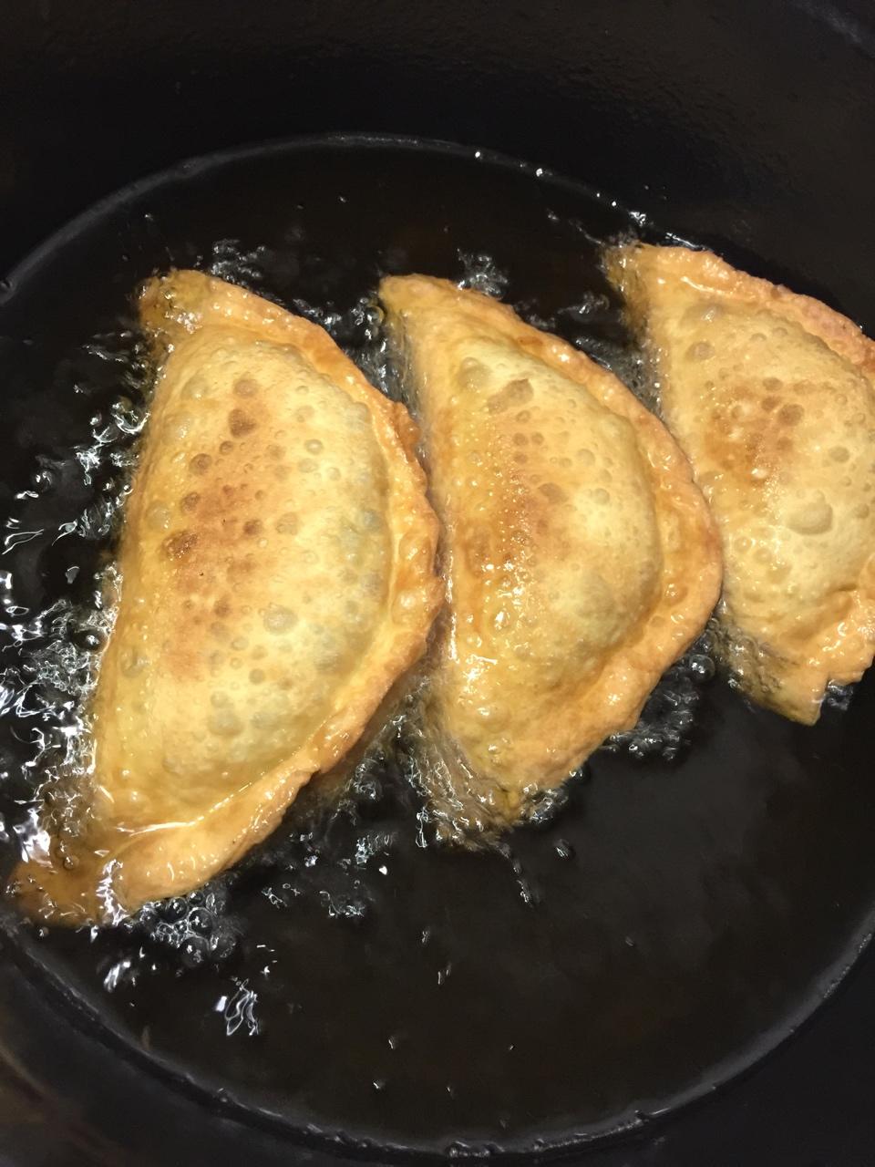 炸饺子炸