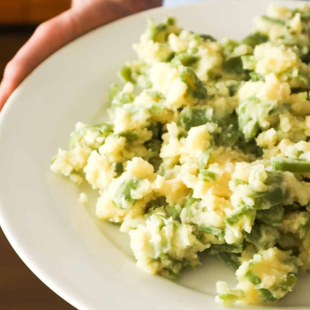荷兰豆泥（Snijbonen Stamppot）