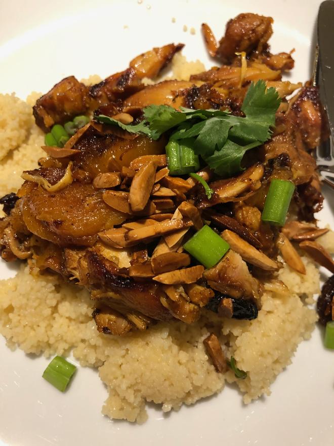 鸡肉甜薯塔吉锅