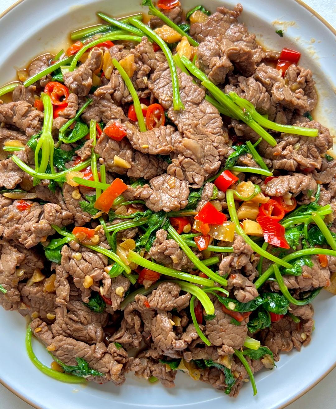 小炒黄牛肉