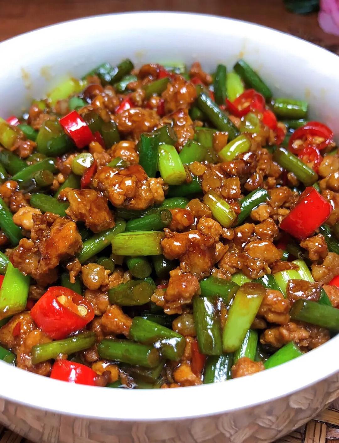 蒜薹炒肉