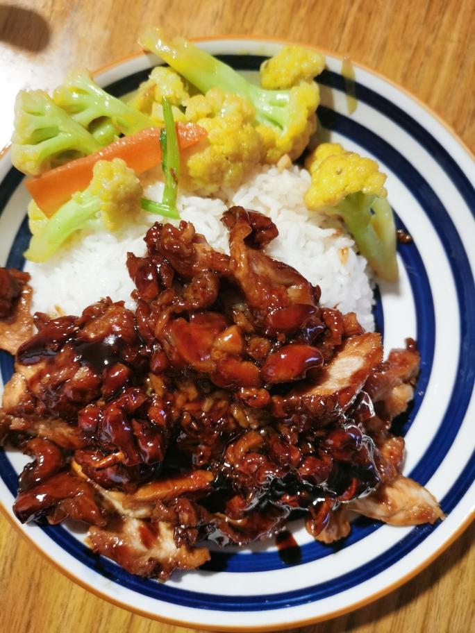 广式烧腊饭