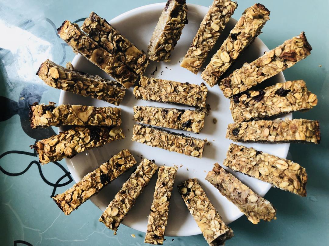圣诞布丁燕麦棒（Christmas Pudding Flapjack）